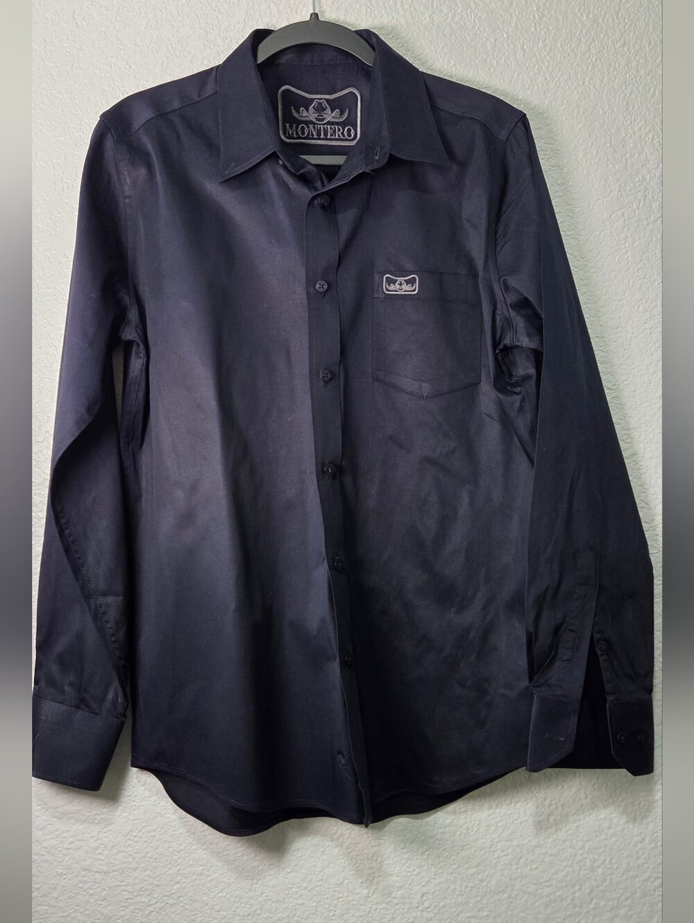 Montero Men's Long-Sleeve Navy Dress Shirt Size Medium